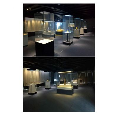 深圳華信博物館展示柜制作工廠 專業(yè)定制四面玻璃展柜，提升展覽展示服務(wù)品質(zhì)